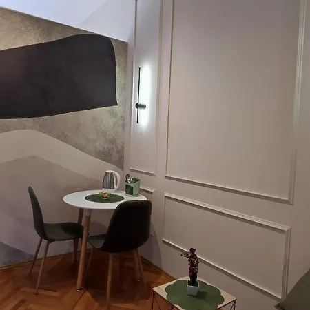 Apartment Greis